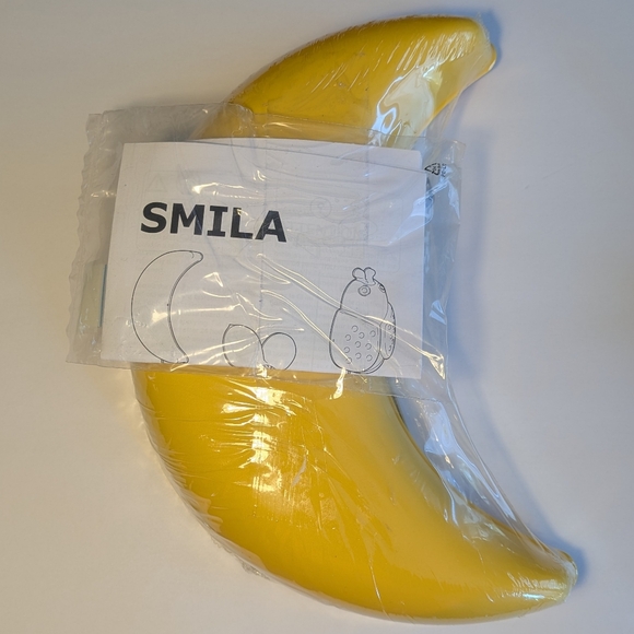 NWT Ikea Smila Yellow Crescent Moon Wall Light - Picture 1 of 2